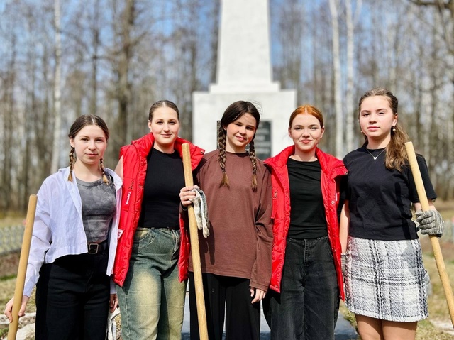 В Вичугском районе в разгаре проходят традиционные весенние субботники.